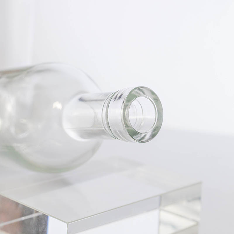 J285-500ml-580g Vodka Bottles