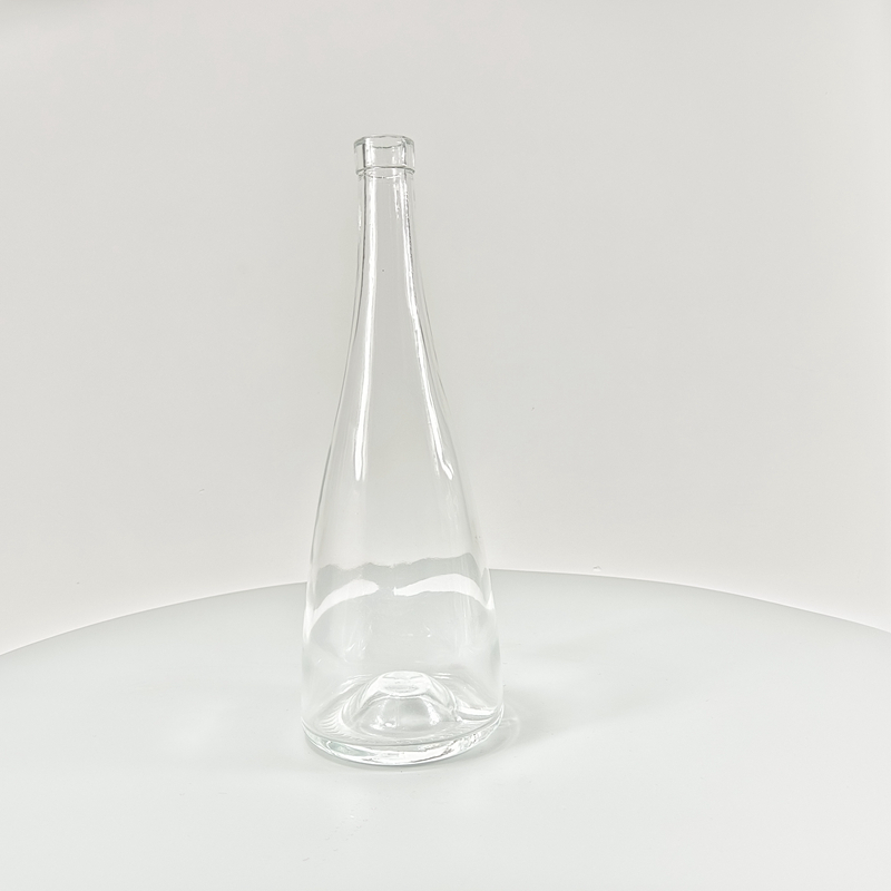 J62-750ml-620g Vodka bottles