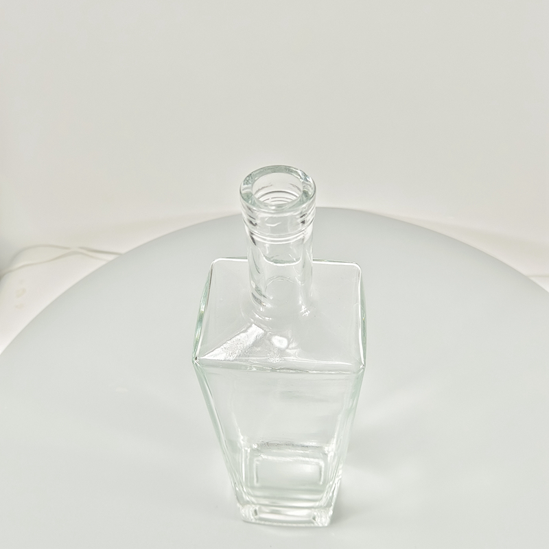 J46-1000ml-950g Vodka bottle