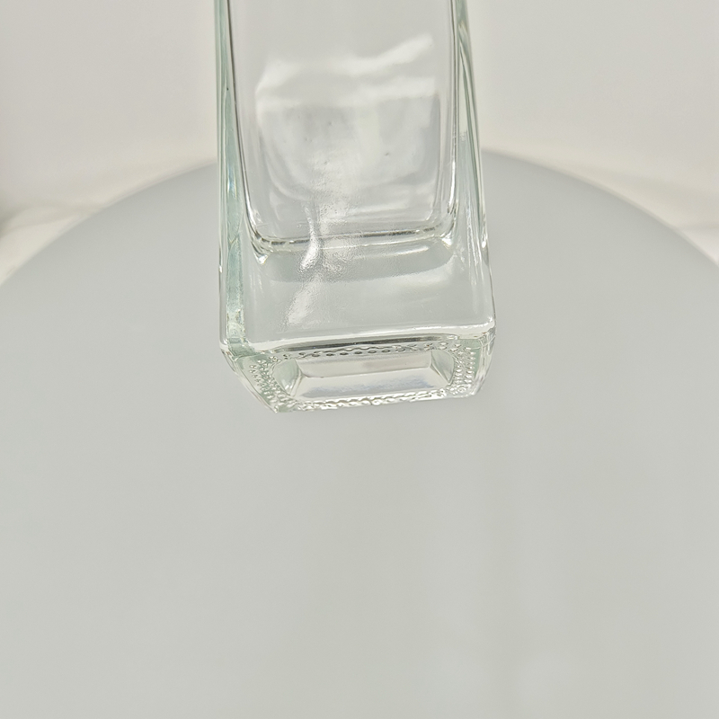 J46-1000ml-950g Vodka bottle